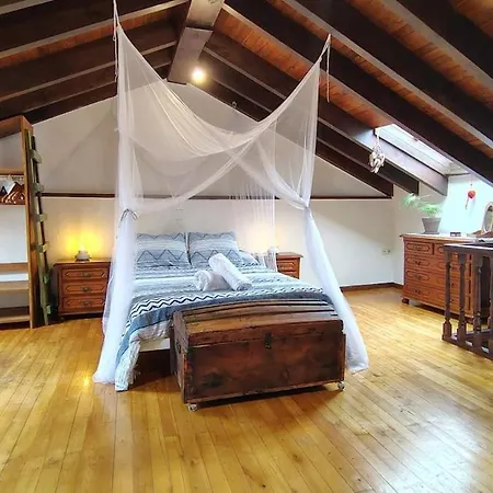 La Casina De La Caleyona, Parres - * يانس