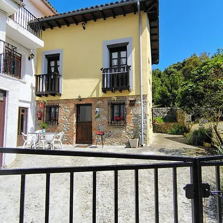 La Casina De La Caleyona, Parres -