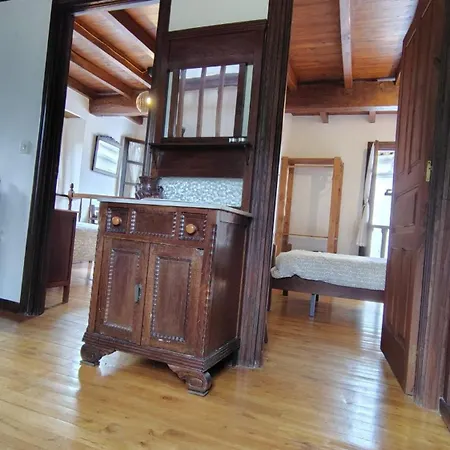 بيت للعطل La Casina De La Caleyona, Parres -